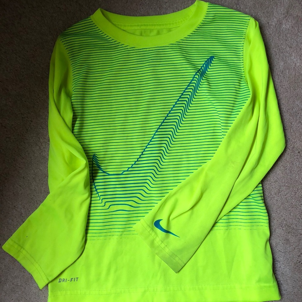 Nike Dri-Fit, Youth Size 7, Size Small, Long Sleeve